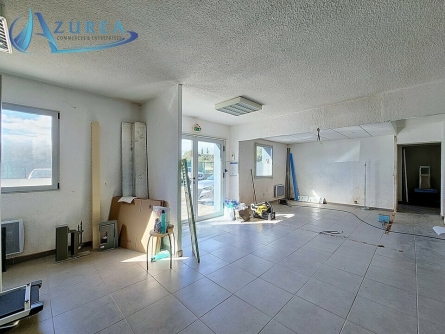 Photo 4 – location Entrepôts / activités	ROQUEBRUNE SUR ARGENS (83520)