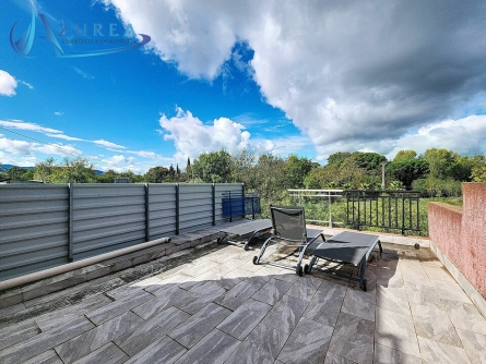Photo 10 – location Entrepôts / activités	ROQUEBRUNE SUR ARGENS (83520)