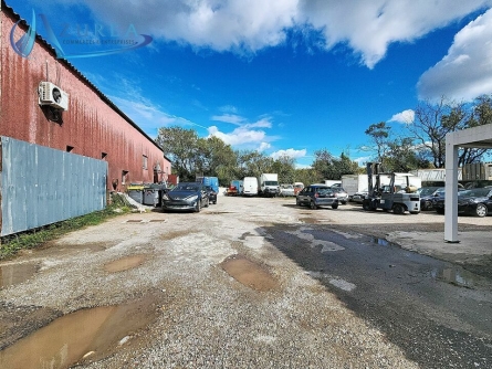 Photo 9 – location Entrepôts / activités	ROQUEBRUNE SUR ARGENS (83520)