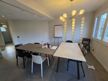 Photo 7 – location Entrepôts / activités	LA TRINITÉ (06340)